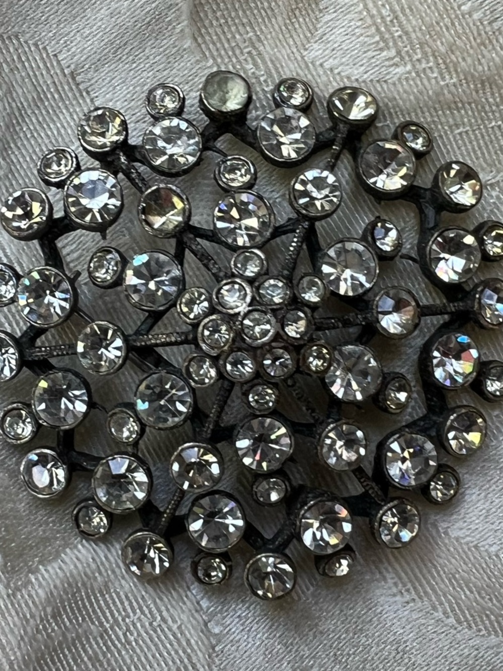 Vintage Crystal Burst Rhinestone Brooch - Silver Tone - Picture 9 of 11